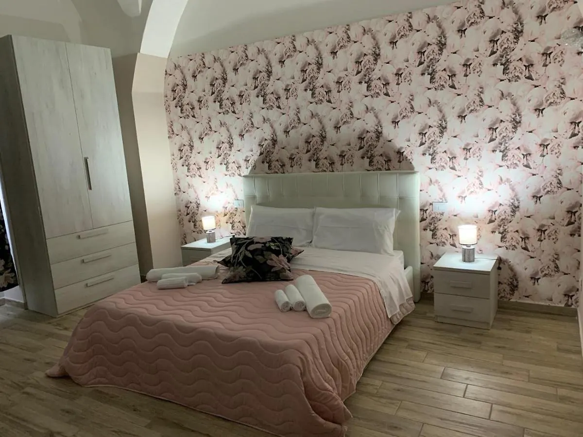 The House Porta Garibaldi Apartment Catania Italy